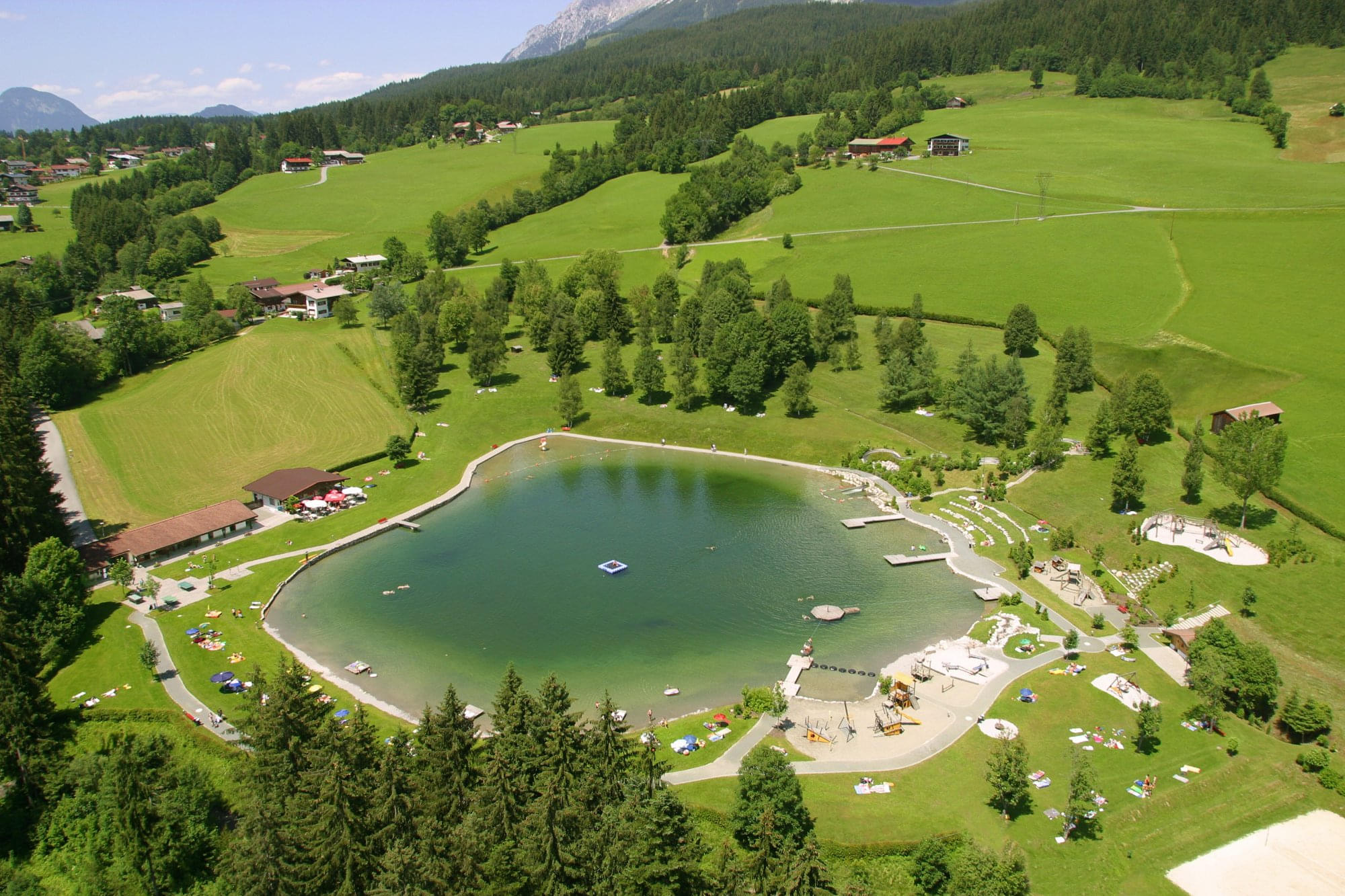 Bathing lake Going